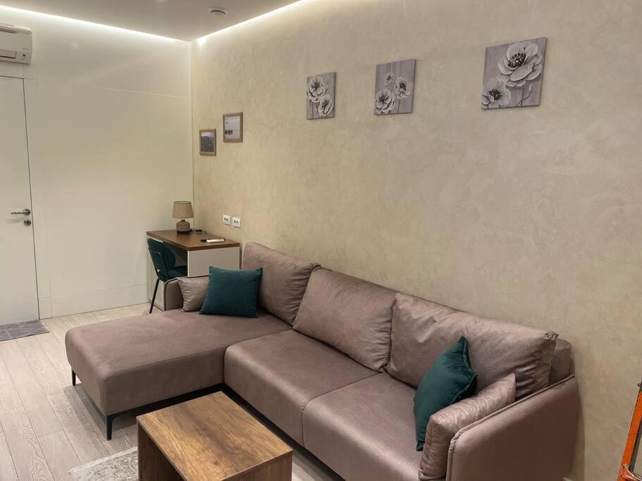 Rentapt Tirana Apartment Exterior photo